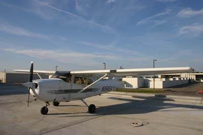 Cessna 172 to fly to work