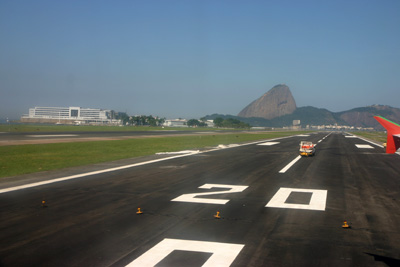 Approach on Santos-Dumont