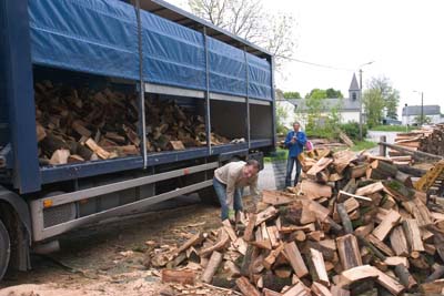 Loading the fire wood